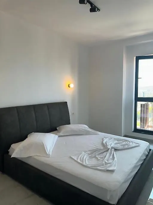 Chic Garden Apartment Tirana